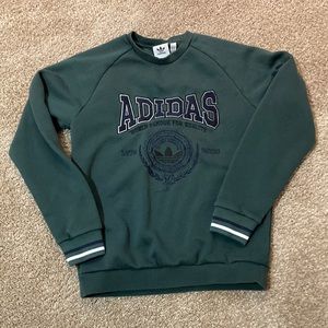 Men’s xs but oversized fit sweatshirt